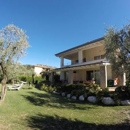 Casa マルチェージネ